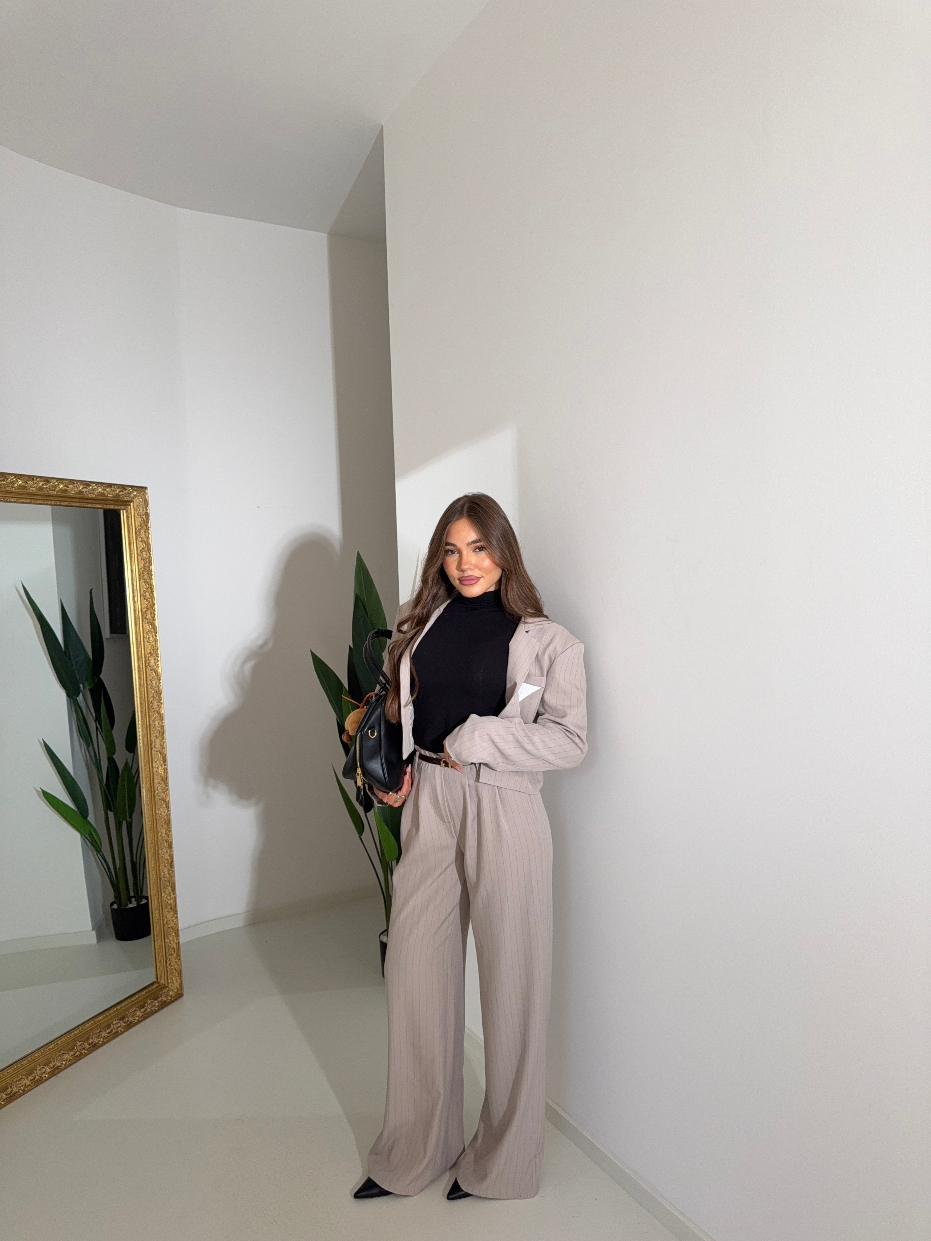SUITS ME by Rita Quindici