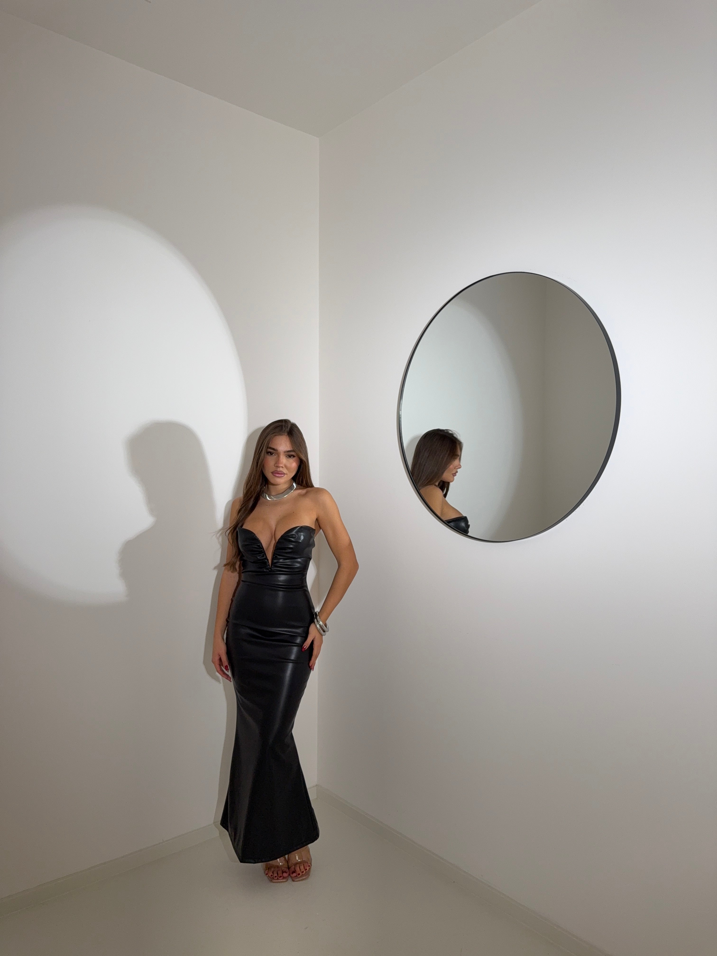 Dress ecopelle scollo profondo