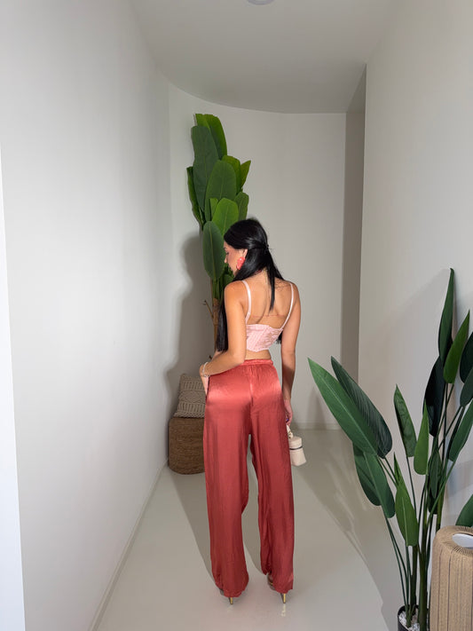 Pantaloni satin corallo