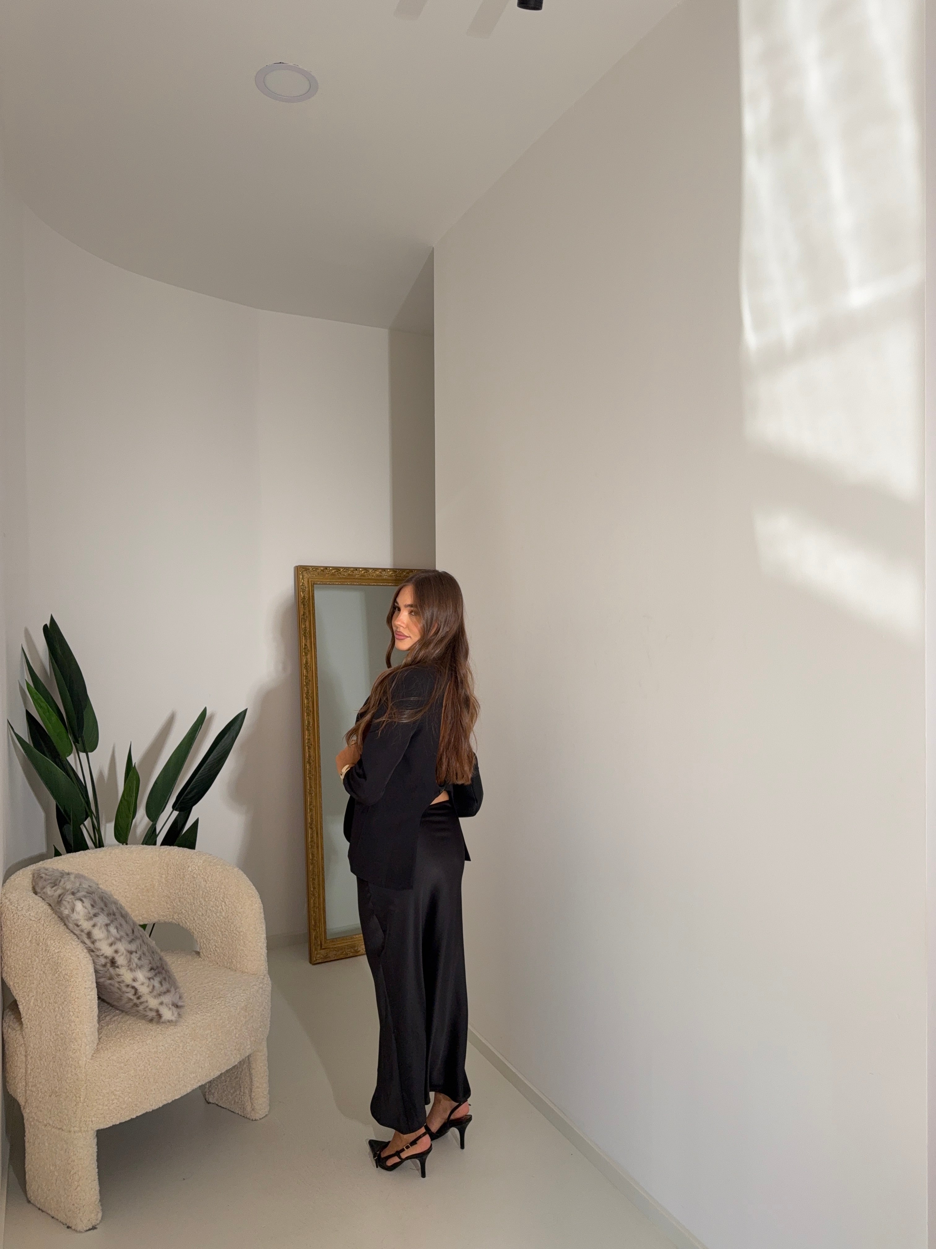 SUITS ME by Rita Quindici