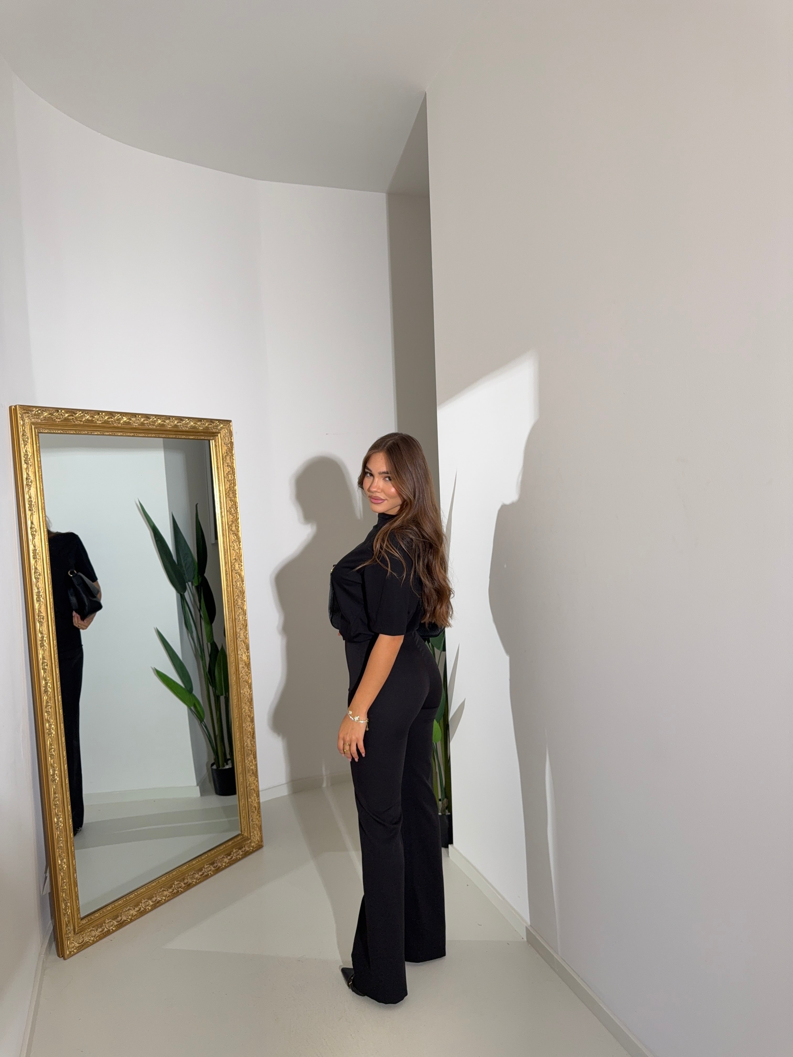 SUITS ME by Rita Quindici