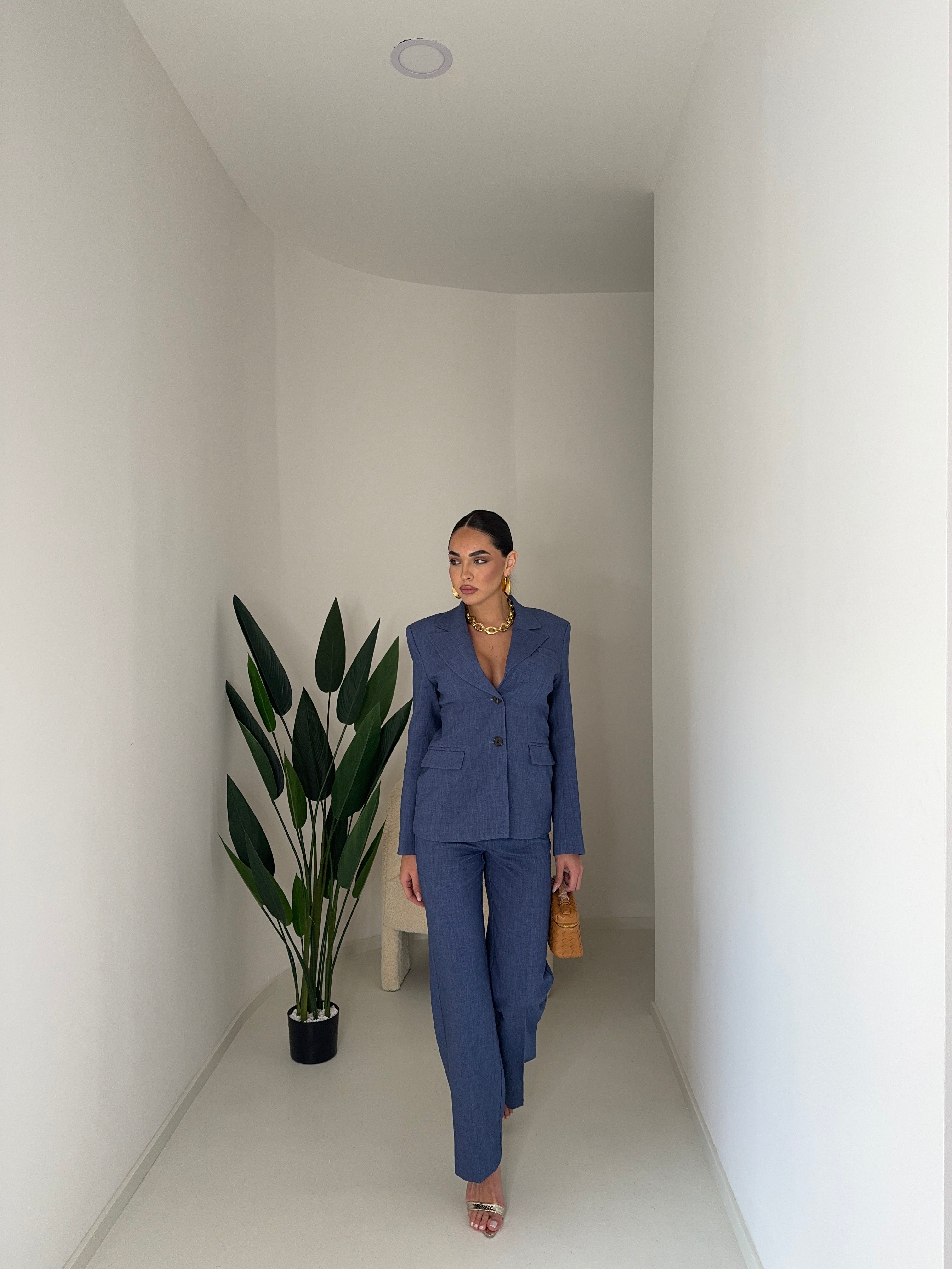 SUITS ME by Rita Quindici