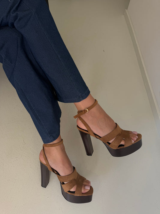 Sabot camel