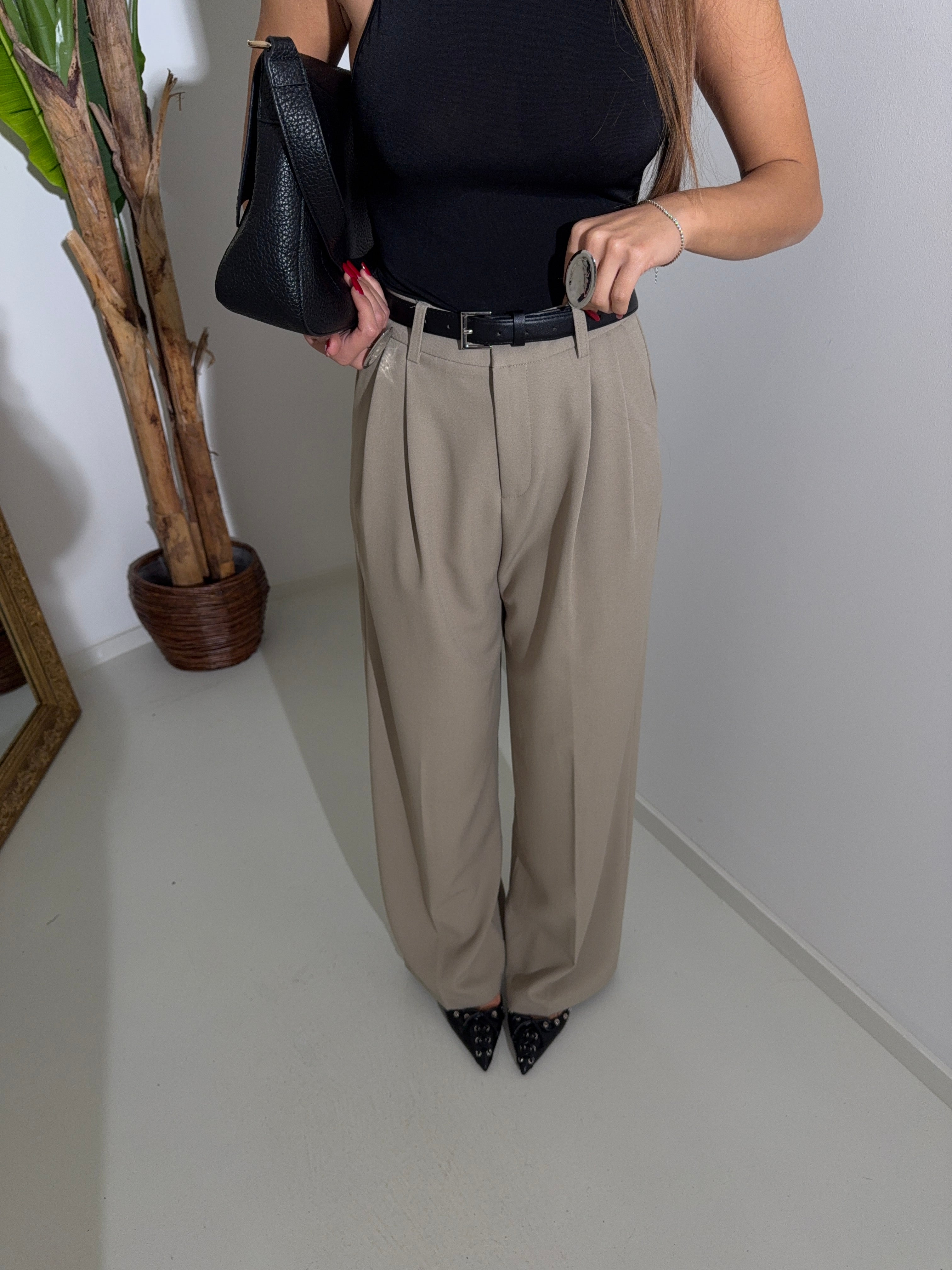 SUITS ME by Rita Quindici