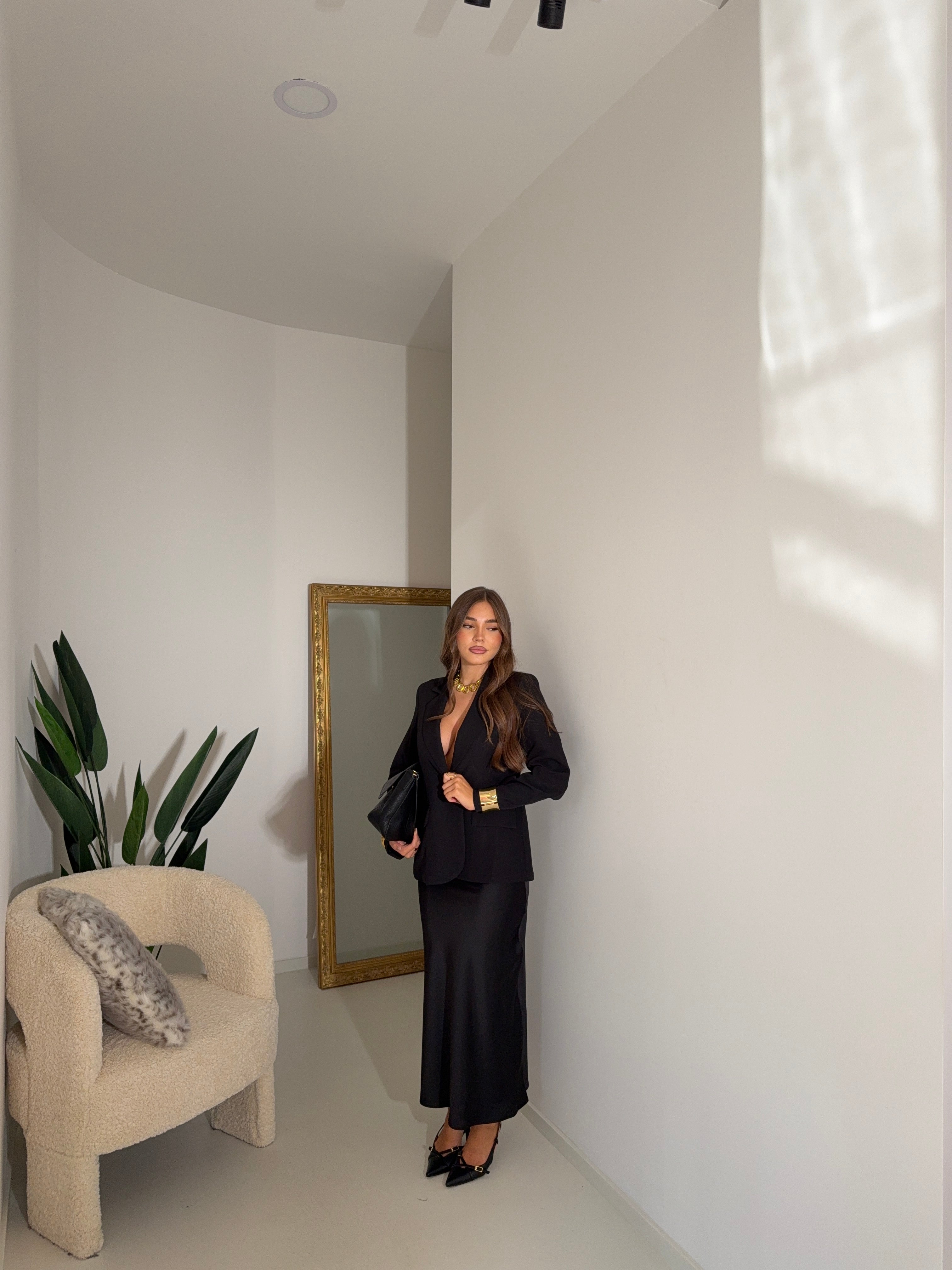 SUITS ME by Rita Quindici