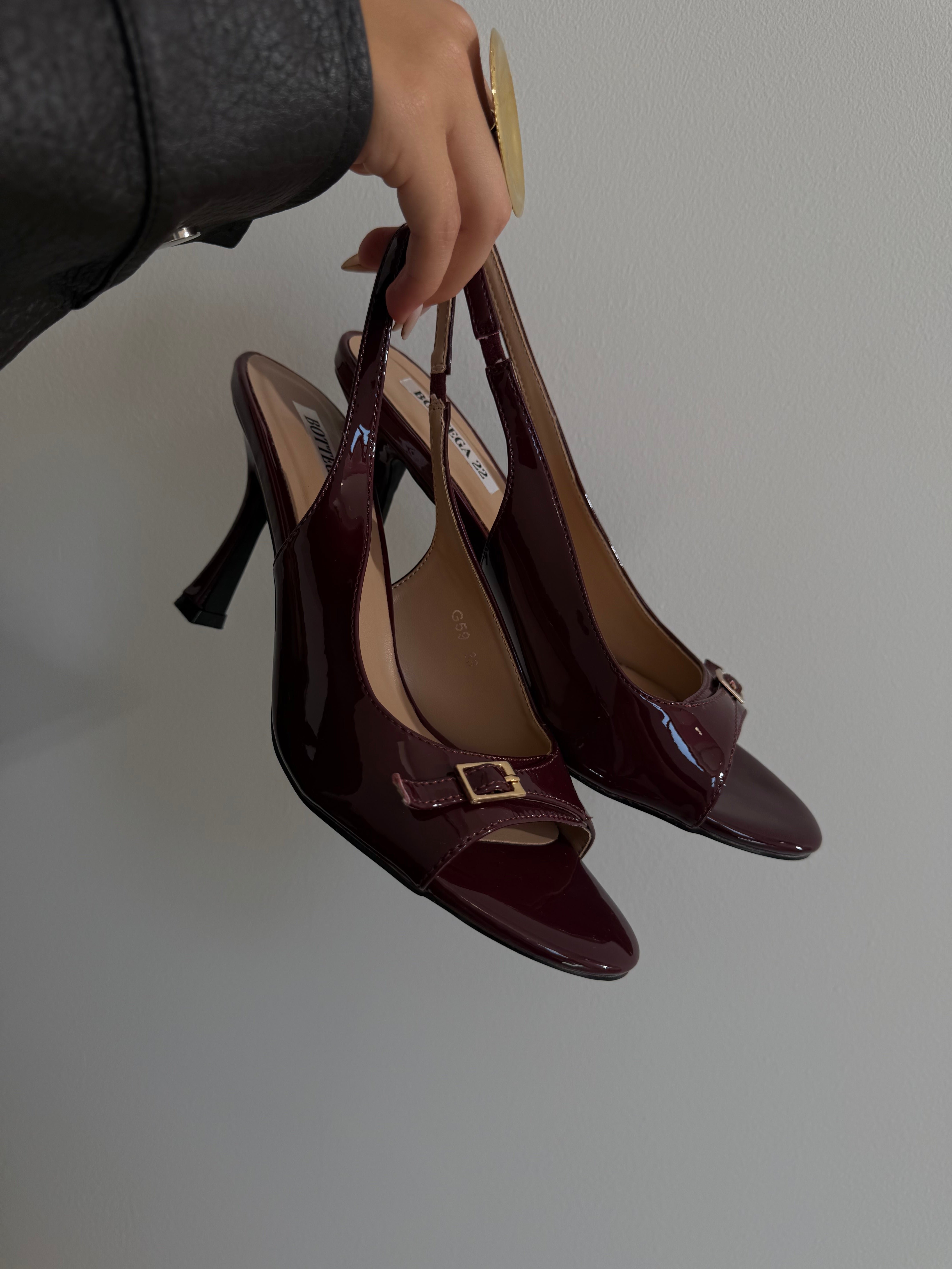 SUITS ME by Rita Quindici