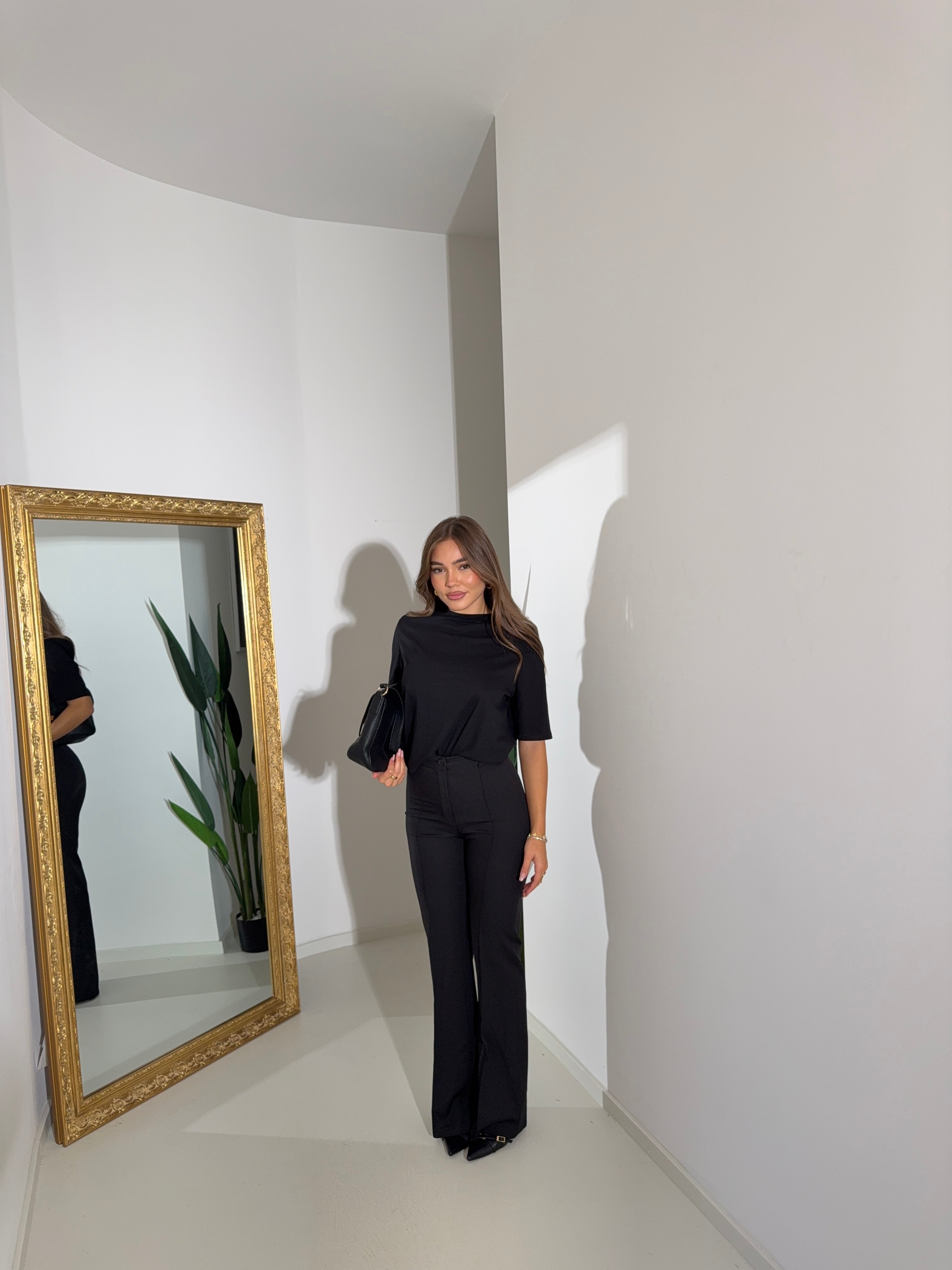 SUITS ME by Rita Quindici