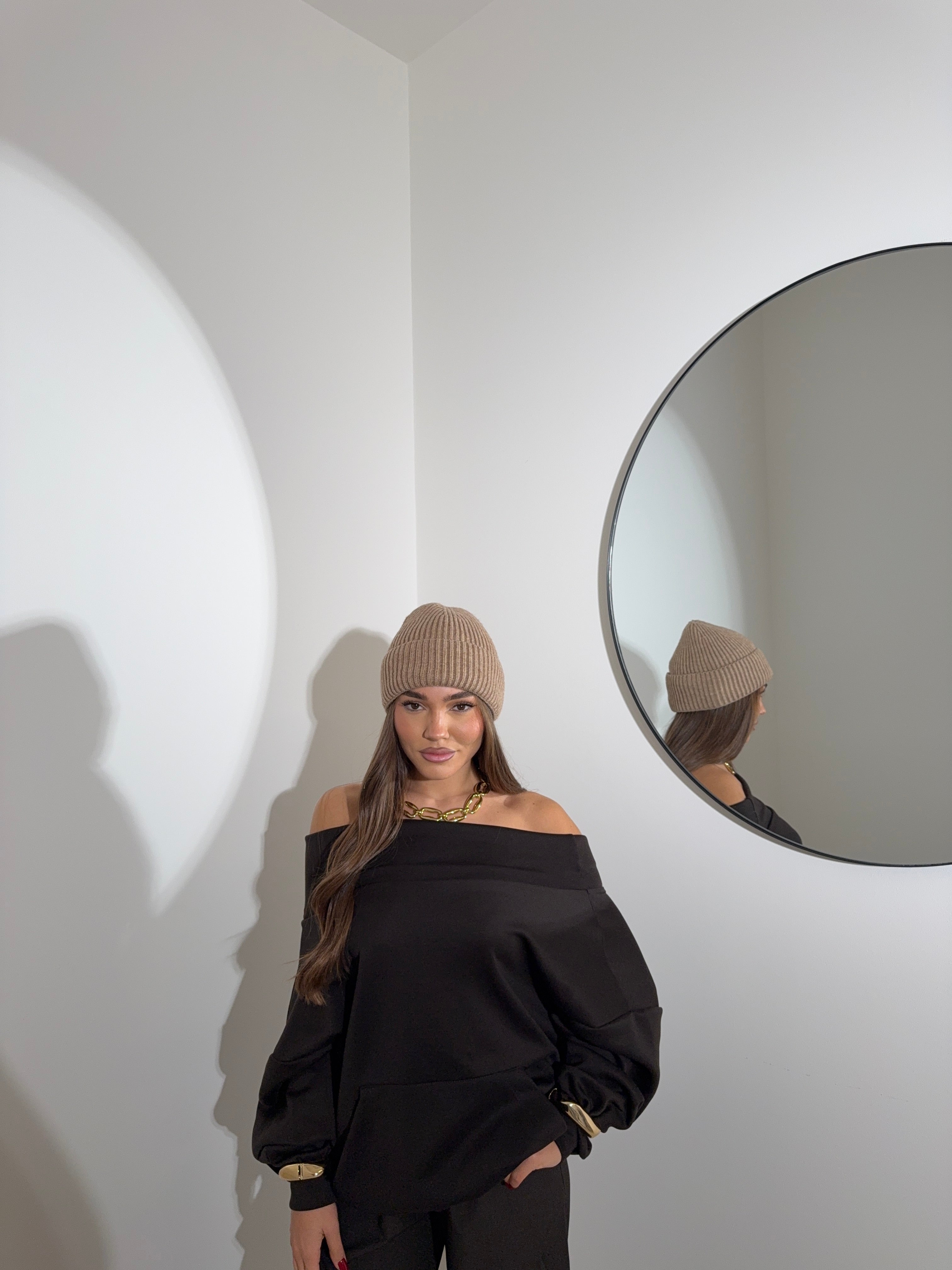 Felpa scollo a barca marrone